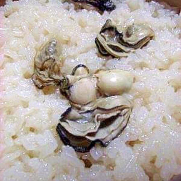 一人土鍋で作る　牡蠣釜飯